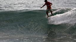 Longboard at Makaha