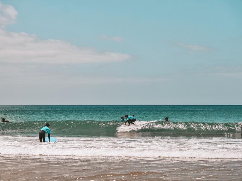 Live Beach Surf Cam Orewa – Check the Waves Now!