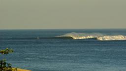 El Salvador. www.surfpicsbyluis.com IV
