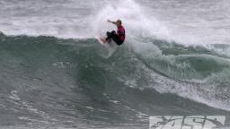 Stephanie Gilmore surfs big Dee Why Point