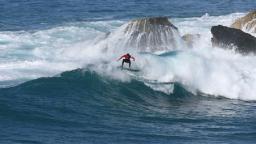 www.rapanui-surfschool.com