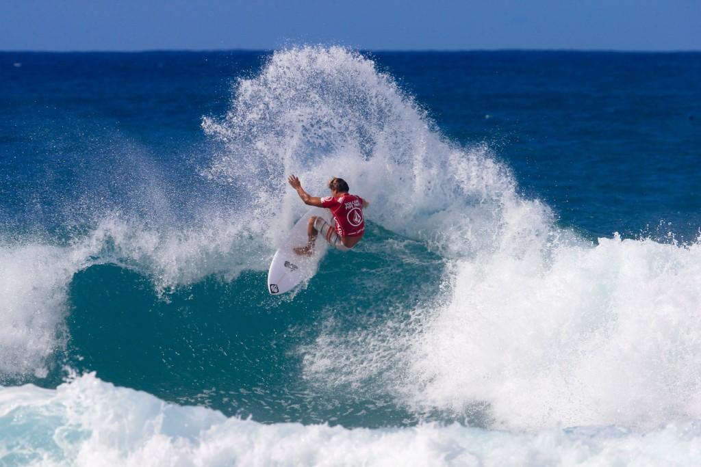 Spray at Pipeline