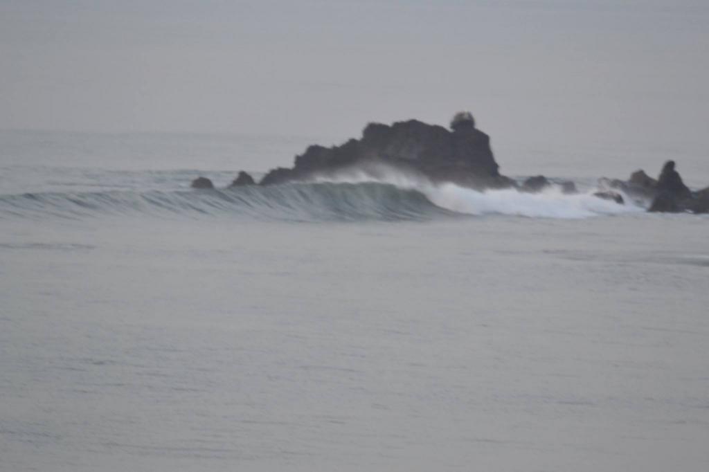 Small summer waves