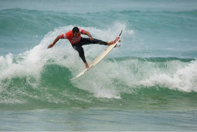 Joan Duru at 6.0 Cash for Tricks