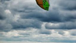 Longboard kite