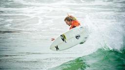 Oliver Kurtz pulls air
