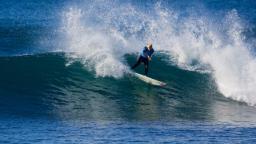 Stephanie Gilmore going off at Bells
