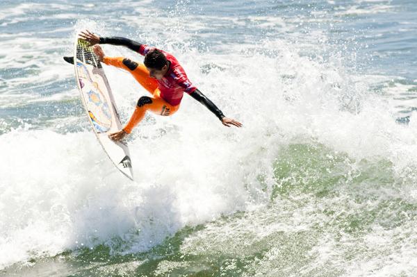 Felipe Toledo at Huntington Beach Pier