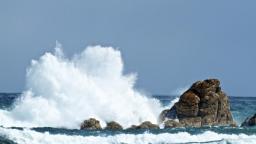 Crashing Surf