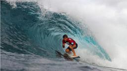 Aritz Aranburu gets barrelled at El Confital