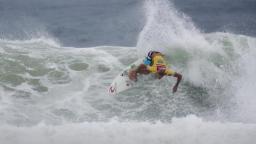 Owen Wright at Snapper
