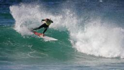 Freya Prumm Rips in Pantin