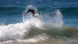 hit the lip