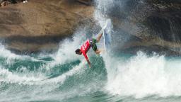 Julian Wilson Puts on a Show in Rio