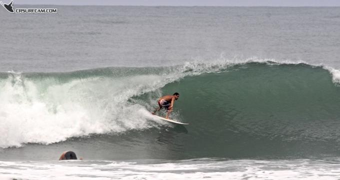 Waves Playa Hermosa Costa Rica