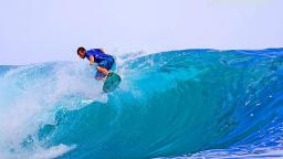 Elite Surfer Tiago Pires