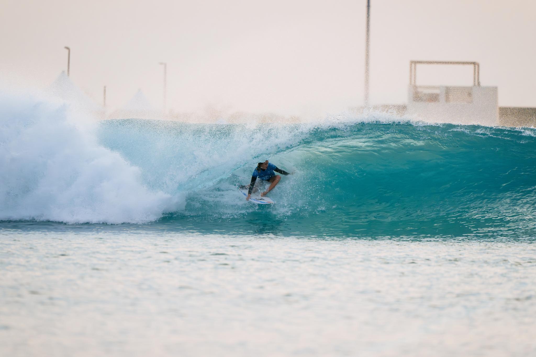 Caity Simmers Adu Dhabi wave park tube