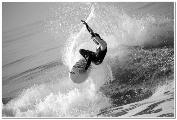 SURFING