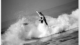 SURFING