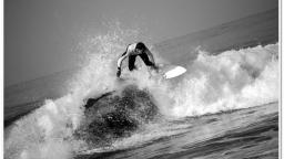 SURFING