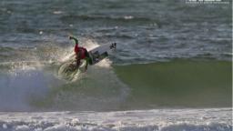 Courtney Conlogue in round 1 Star Estoril Surf & Music Billabong Girls Pro