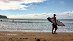 Surfer with shortboard