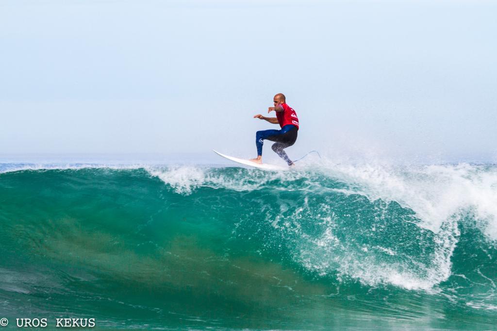 Kelly Slater playin'