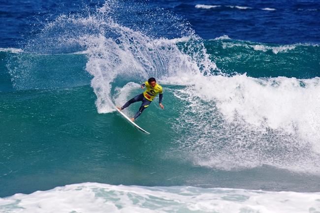 Jordy Smith Goes Off at the Rip Curl Pro 2009