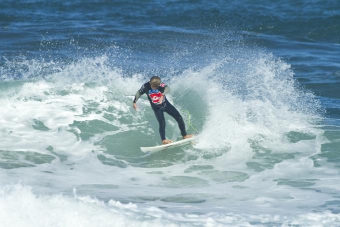 Nome Mignot in Small Surf