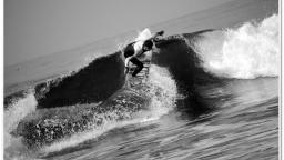 SURFING