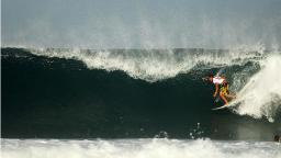 Ezekiel Lau Barrelled at the PE Pro