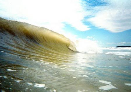 Ultra Hollow Waves