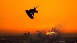 Globa Surfing