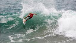 Patrick Gudauskas nice cutback