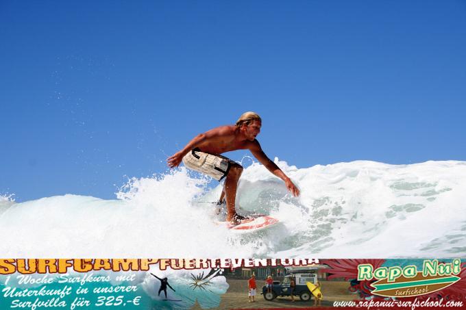 Felix,Rapa Nui Surfschool