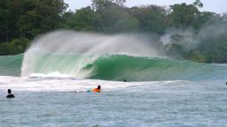 Red Frog Bungalows Surf Resort