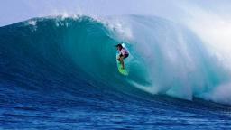 Silvana Lima dominant on the opening day of the Billabong Pro Maui