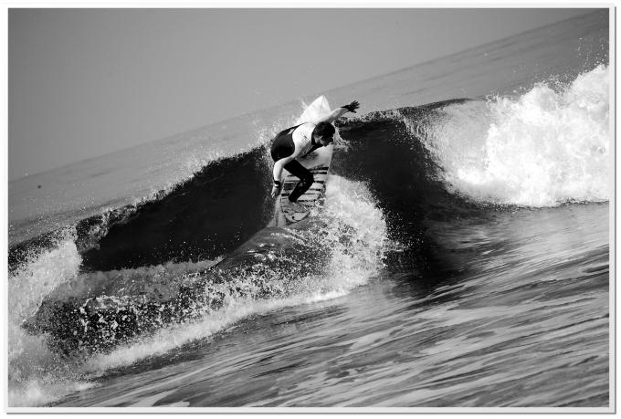 SURFING