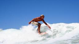 Surfing La Pared