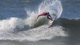 Kelly Slater Wins the Hang Loose Santa Catarina Pro 2009