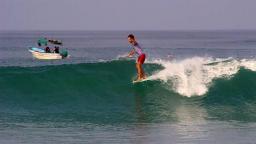Great waves at la lancha