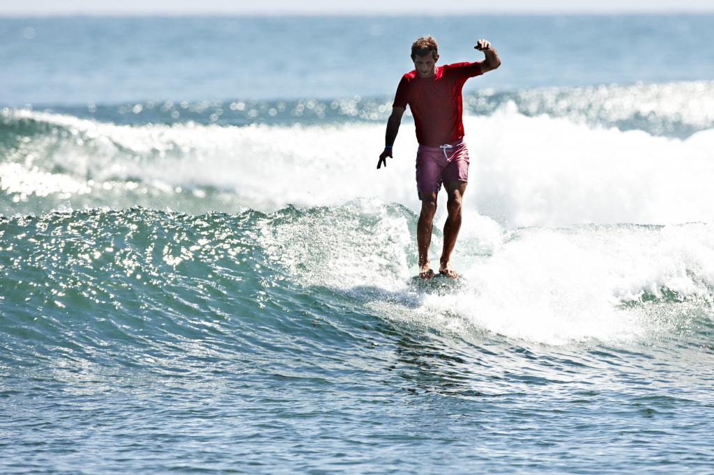 Joel Tudor Hangs 10