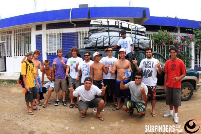 Salina Cruz Surf Camp & Surf Tours 10