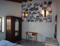 2 Beds room