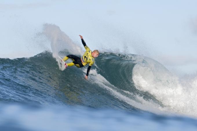 Mick Fanning 2 Time World Champion