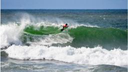 Adriano de Souza at the Vans Pier Classic 2011