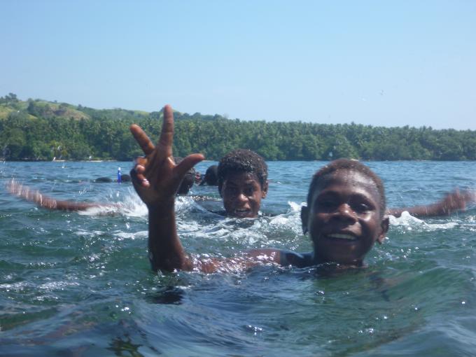 Mangis swimming!!