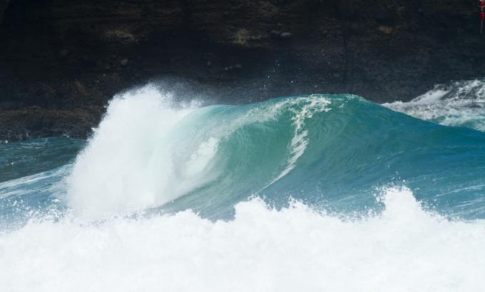 Nice Piha Wedge