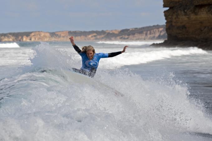 Stephanie Gilmore at Bells Beach