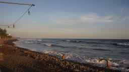 El tunco beach, left side